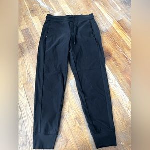 ATHLETA JOGGER SIZE 10